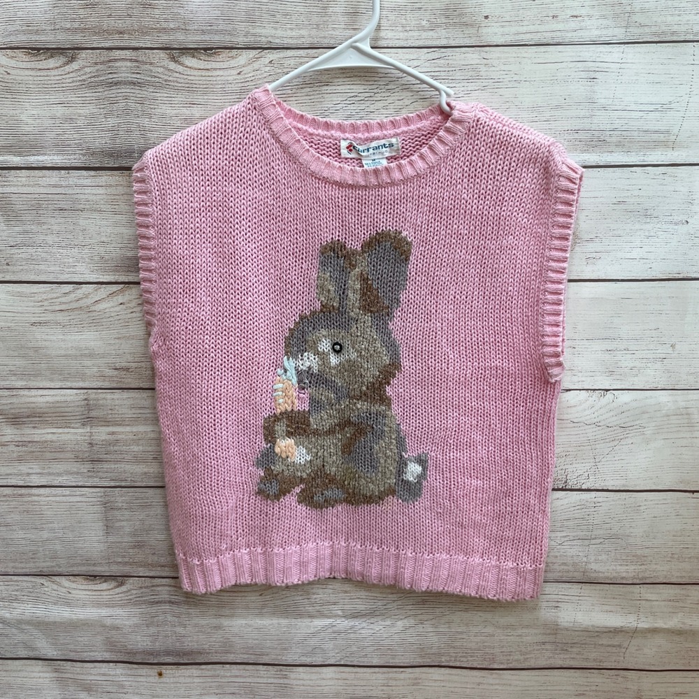 VINTAGE CURRANTS KNITTED SLEEVELESS PINK‎ SWEATER
WITH EMBROIDERED BUNNY RABBIT